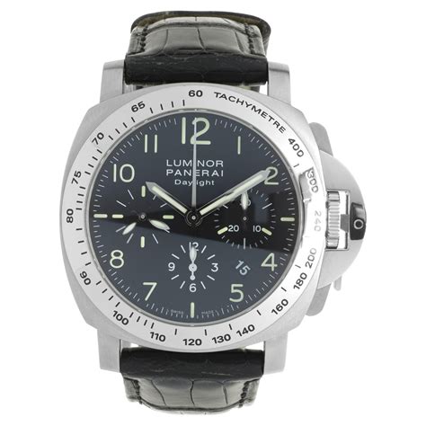 panerai pam 196|Panerai luminor chronograph.